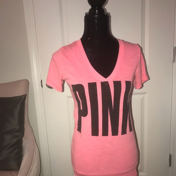 Pink top - Picture 1 of 2